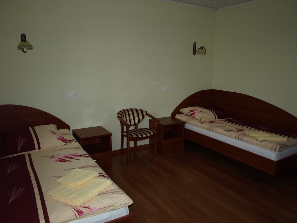 Hotel Irena Morąg Buitenkant foto