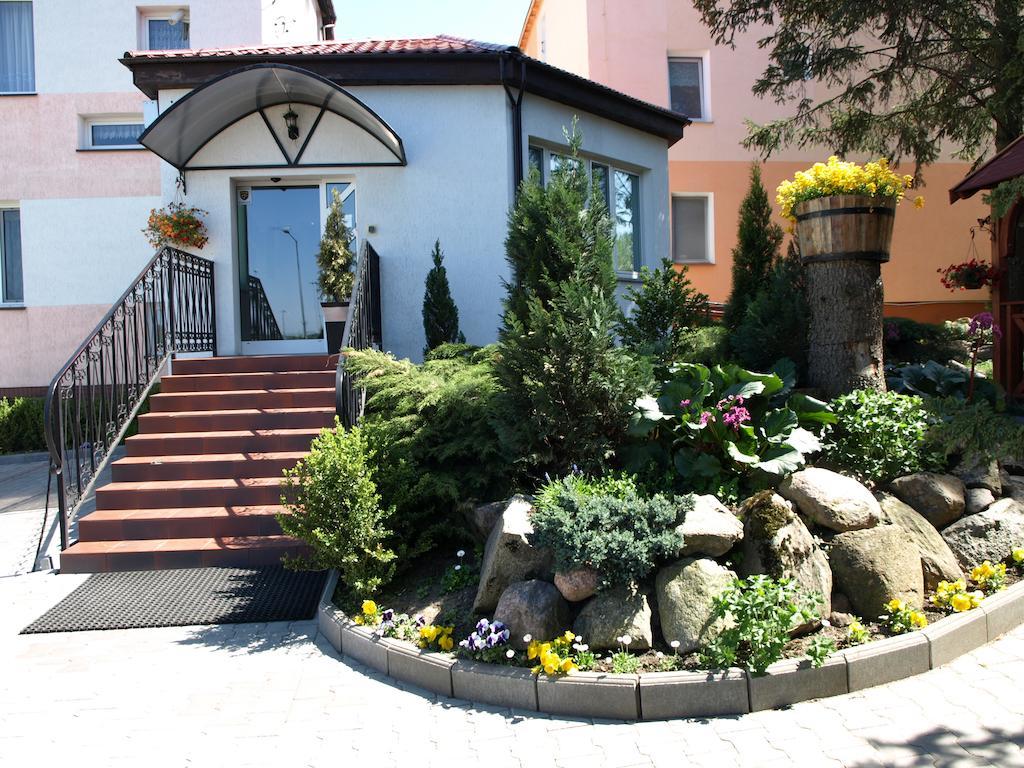 Hotel Irena Morąg Buitenkant foto